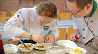 目標(biāo)團(tuán)餐萬(wàn)億藍(lán)海市場(chǎng) 太太樂(lè)發(fā)力餐飲服務(wù)